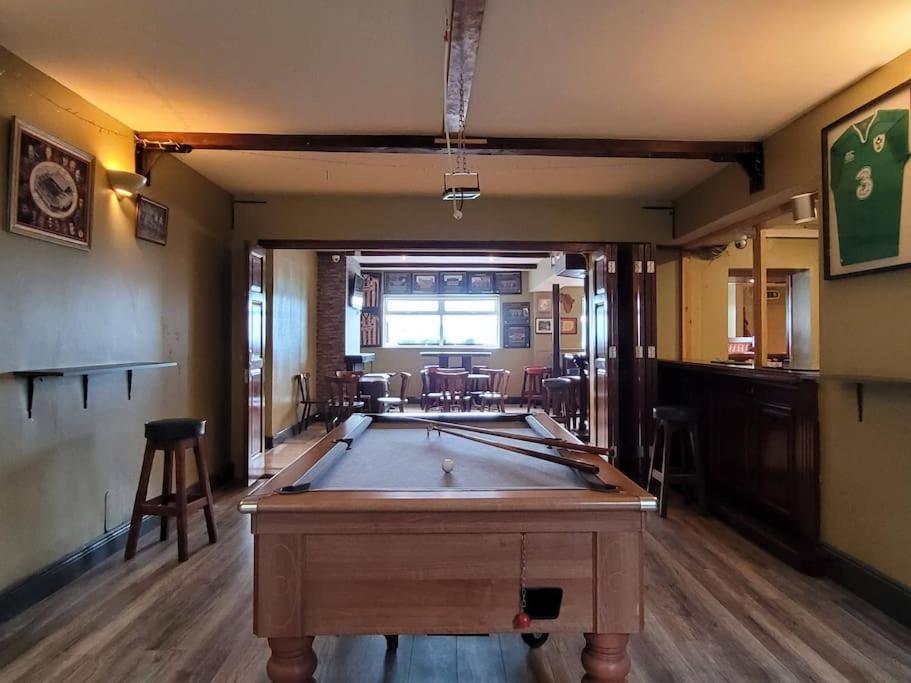Caman Inn Килкенни Экстерьер фото
